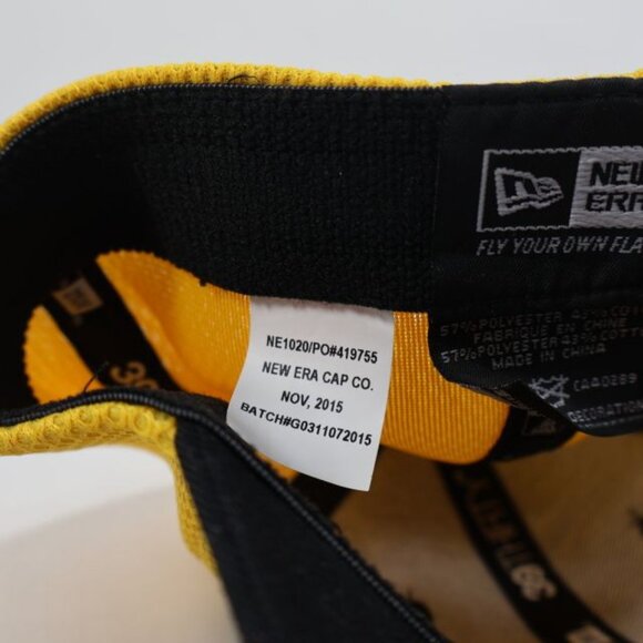 Michigan Wolverines Mens Hat S/M New Era Fitted Cap Embroidered - Picture 8 of 9